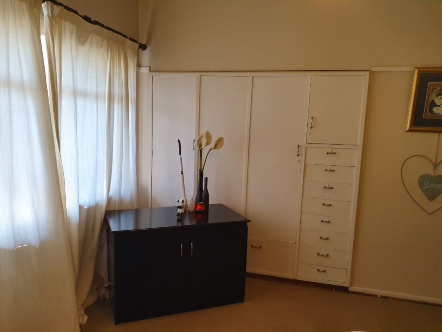 To Let 4 Bedroom Property for Rent in Jordania Free State